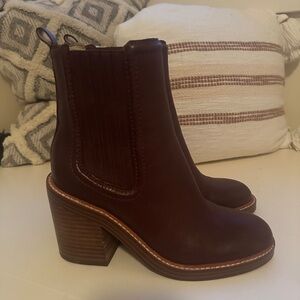 NWOB Never Worn Marc Fisher Halida Ankle Block Heel Boot in Dark Brown - 6.5